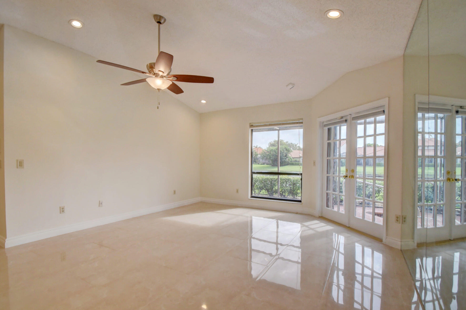 22595 Esplanada Circle Boca Raton, FL 33433 - Photo 30 of 50 22595 Esplanada Cir W
