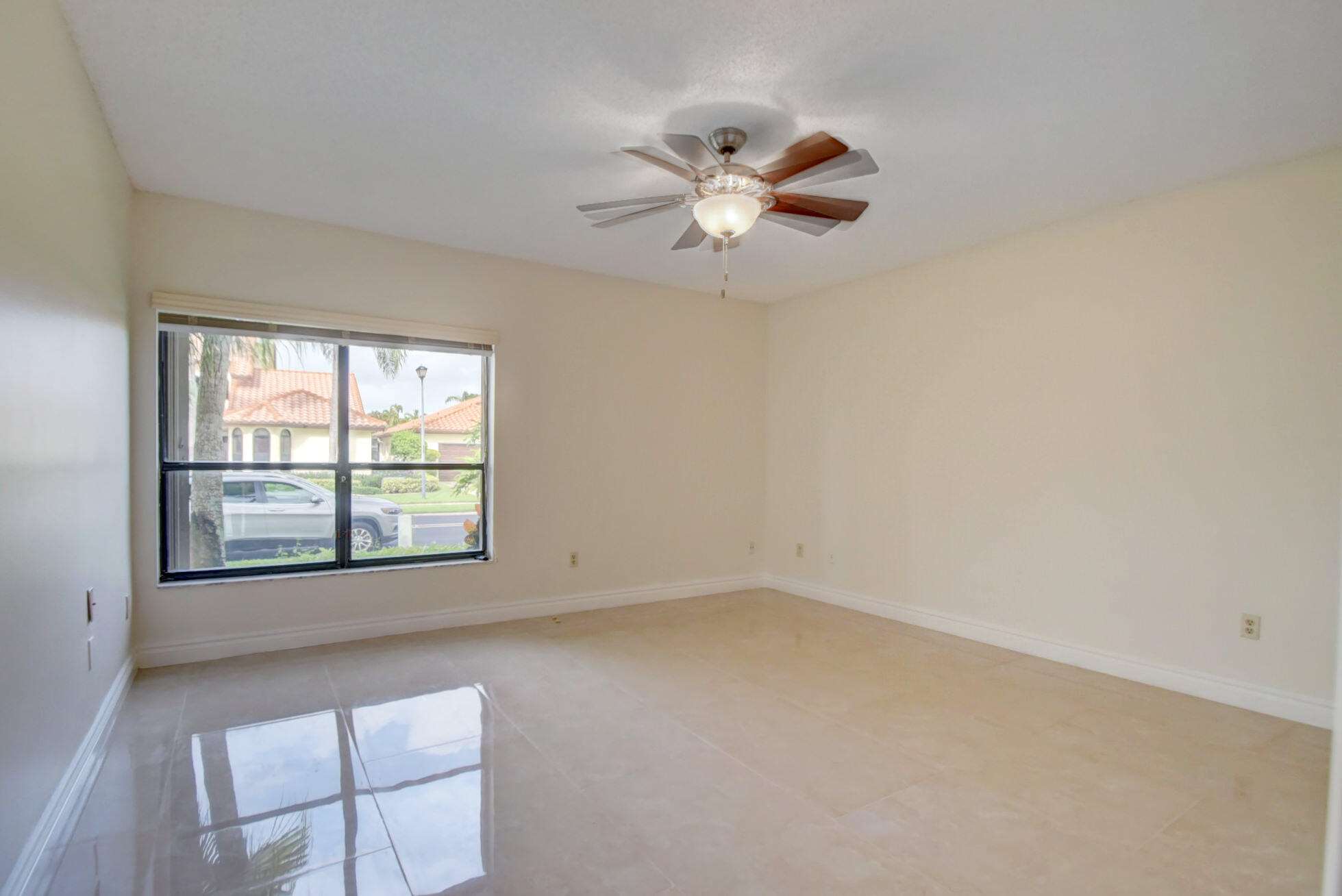 22595 Esplanada Circle Boca Raton, FL 33433 - Photo 38 of 50 22595 Esplanada Cir W