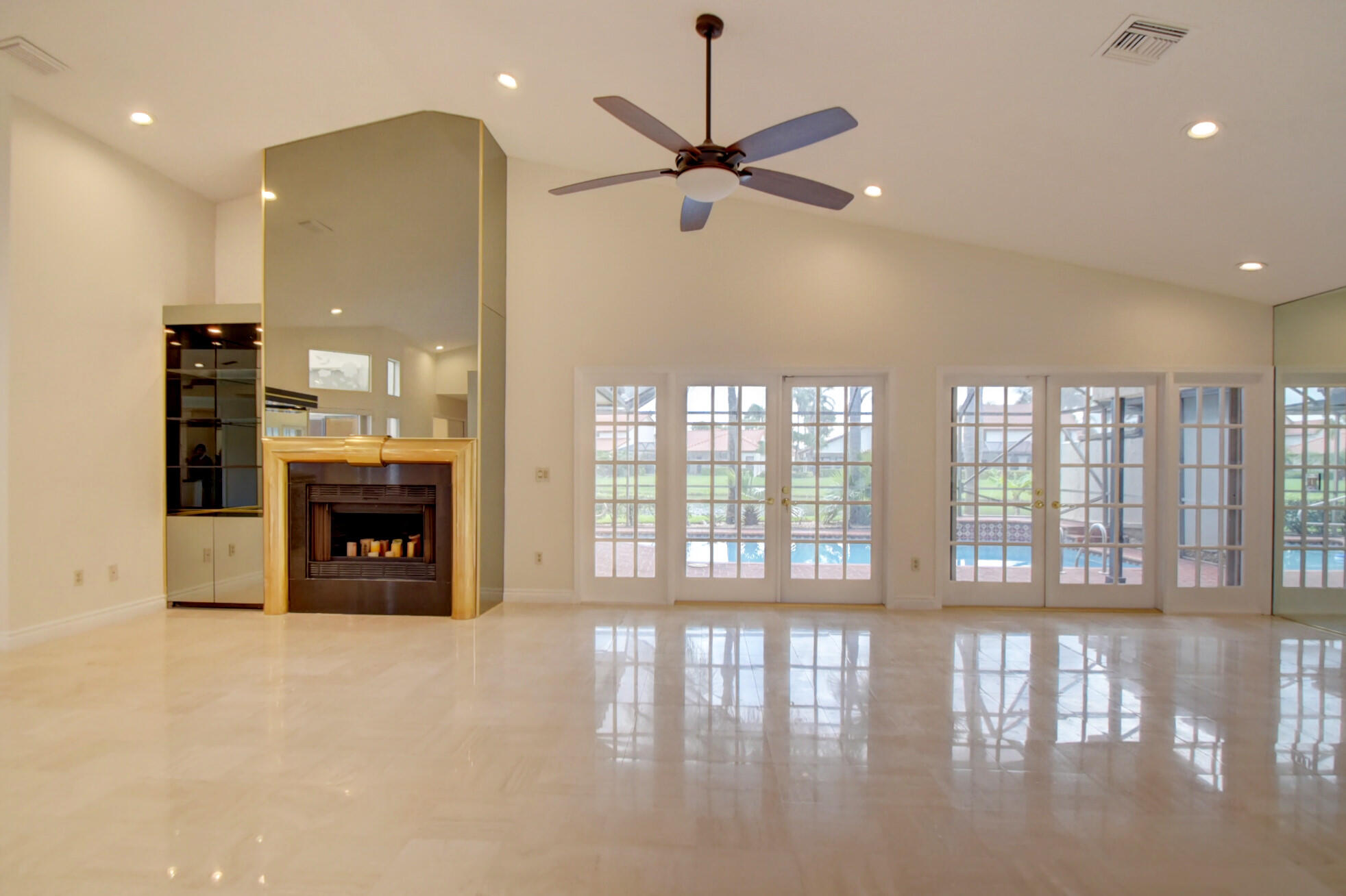 22595 Esplanada Circle Boca Raton, FL 33433 - Photo 10 of 50 22595 Esplanada Cir W