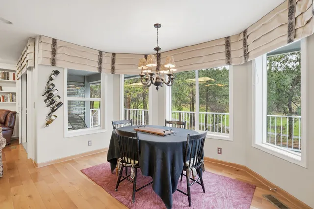 $1,135,000 | 514 North Dunbarton Oaks Lane, Liberty Lake, WA 99019