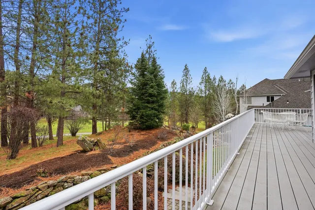 $1,135,000 | 514 North Dunbarton Oaks Lane, Liberty Lake, WA 99019
