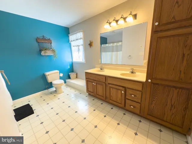 $550,000 | 1682 Reading Road, Mohnton, PA 19540