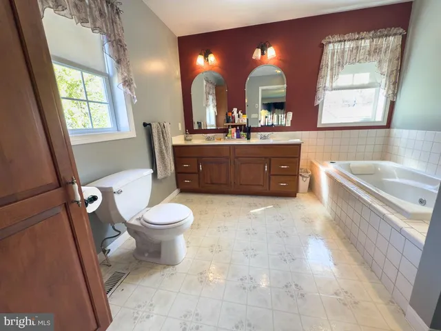 $550,000 | 1682 Reading Road, Mohnton, PA 19540