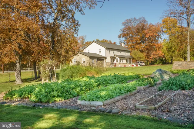 $550,000 | 1682 Reading Road, Mohnton, PA 19540