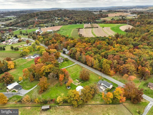 $550,000 | 1682 Reading Road, Mohnton, PA 19540