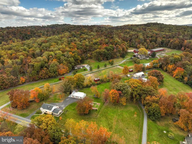 $550,000 | 1682 Reading Road, Mohnton, PA 19540