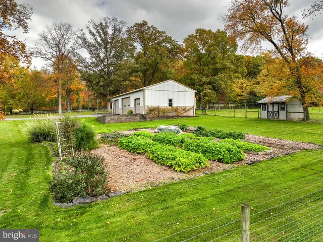 $550,000 | 1682 Reading Road, Mohnton, PA 19540