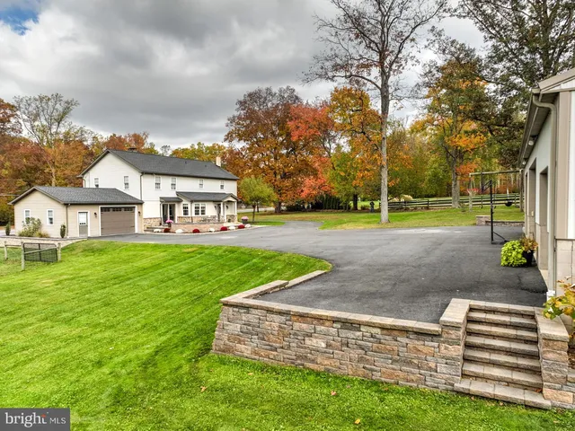 $550,000 | 1682 Reading Road, Mohnton, PA 19540