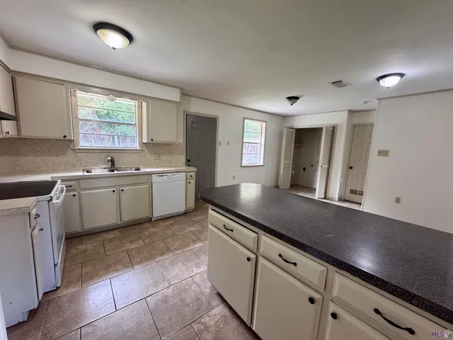 $199,900 | 11325 Cypress Dale Avenue, Baton Rouge, LA 70807