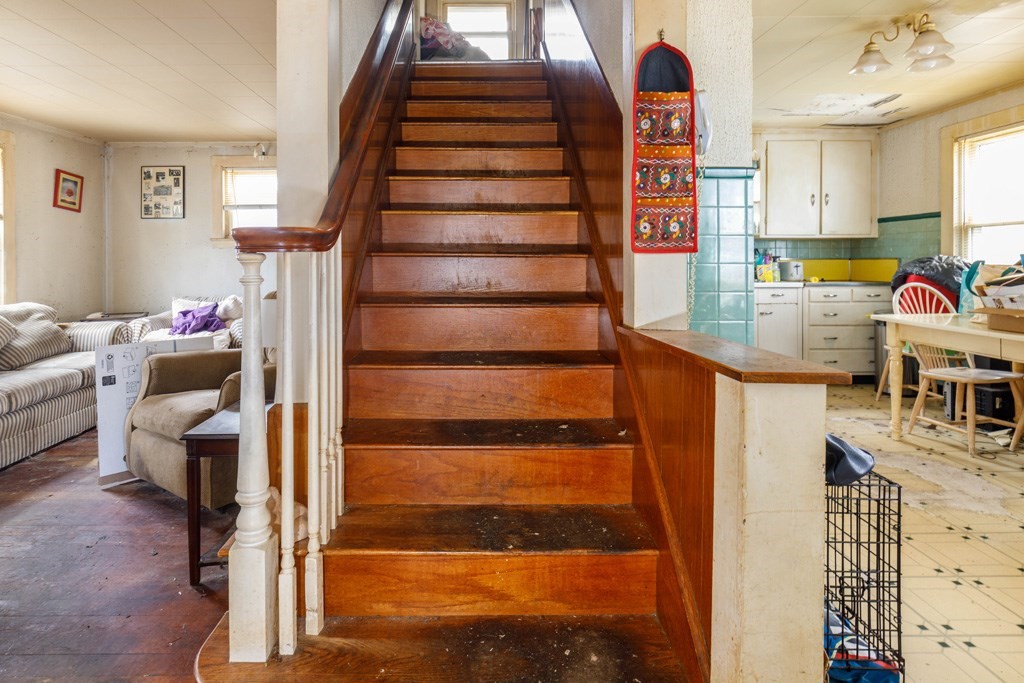 101 Ararat Street Worcester, MA 01606 - Photo 6 of 9