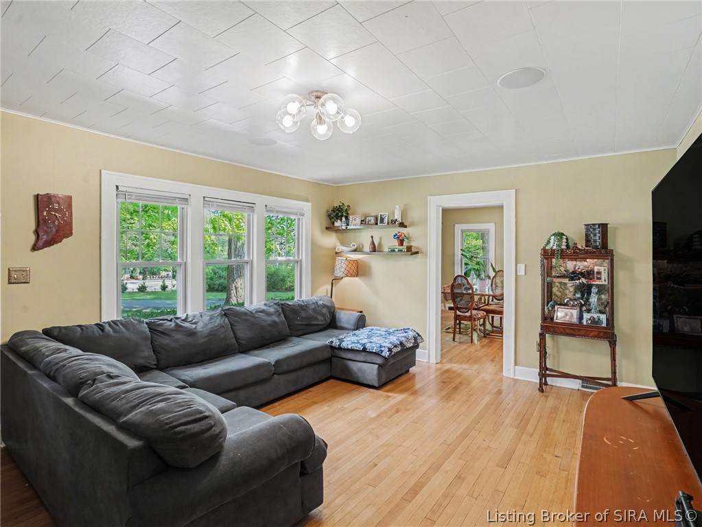 5369 Highway 62 Georgetown, IN 47122 - Photo 5 of 27