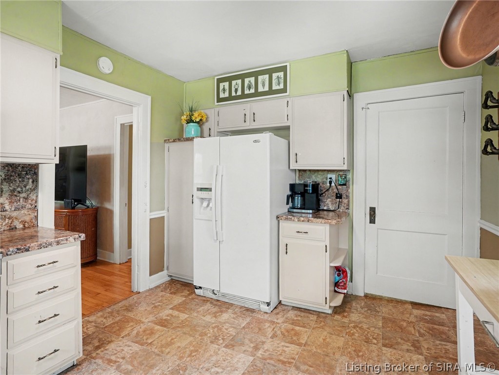 5369 Highway 62 Georgetown, IN 47122 - Photo 8 of 27