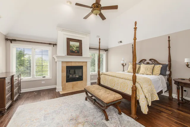 $1,099,000 | 39W663 Henry David Thoreau Place, St. Charles, IL 60175