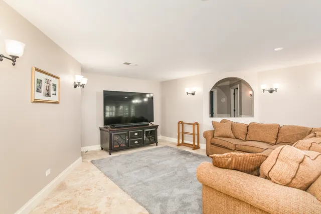 $1,099,000 | 39W663 Henry David Thoreau Place, St. Charles, IL 60175