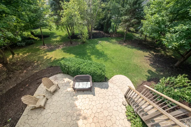 $1,099,000 | 39W663 Henry David Thoreau Place, St. Charles, IL 60175