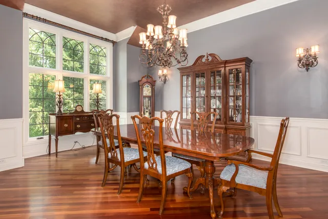 $1,099,000 | 39W663 Henry David Thoreau Place, St. Charles, IL 60175