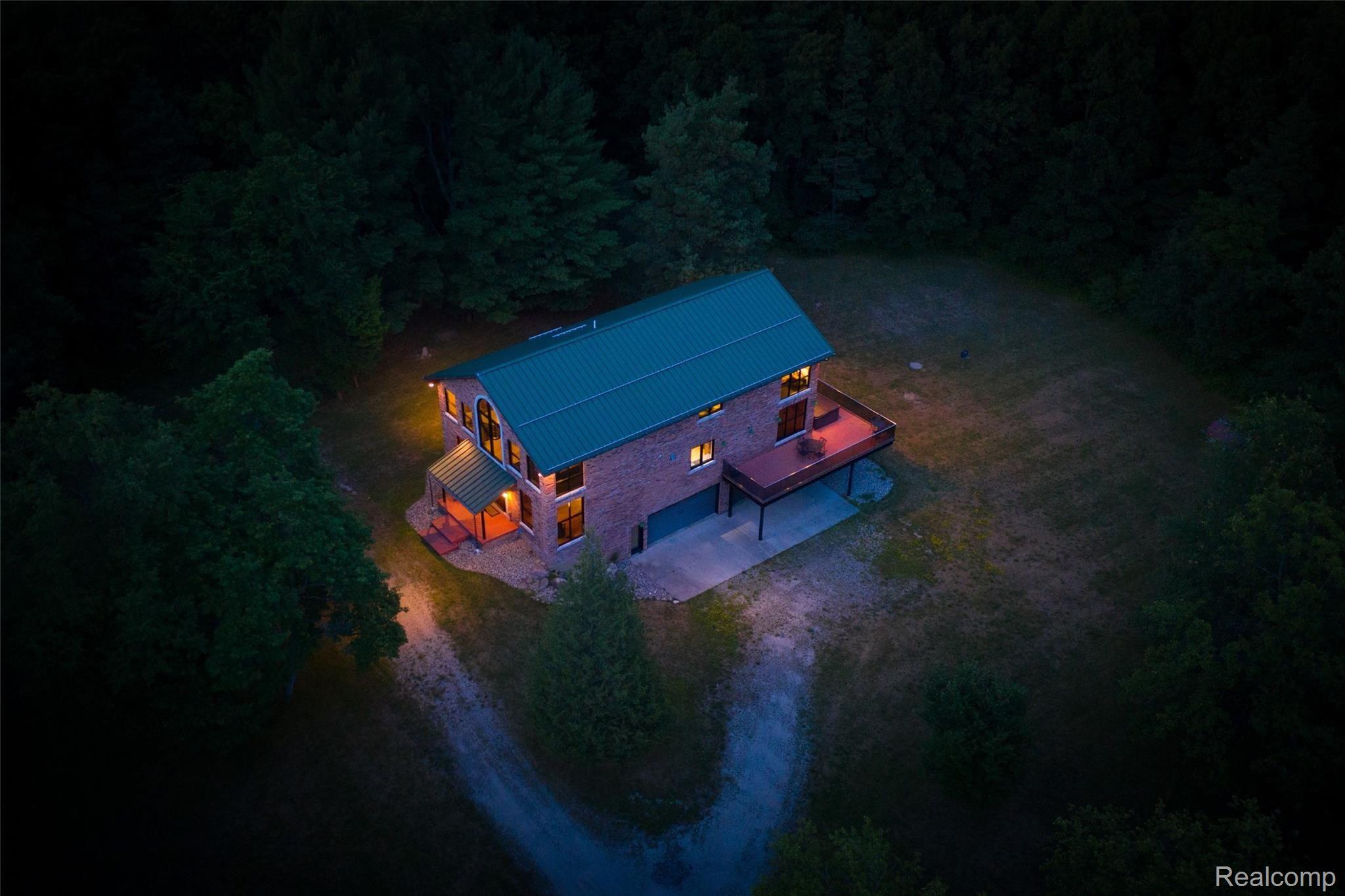 630 Walker Road Leonard, MI 48367 - Photo 3 of 40 03 - Overhead.jpg
