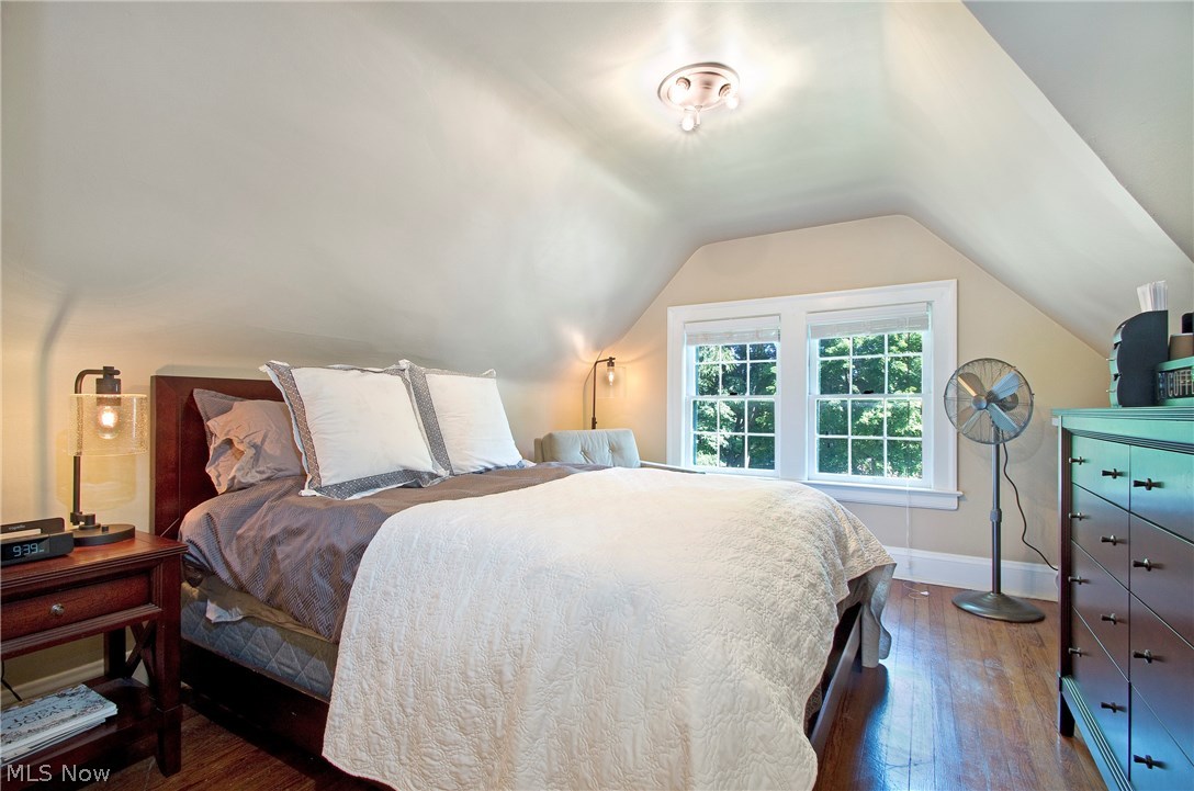 2677 Berkshire Road Cleveland, OH 44106 - Photo 31 of 35