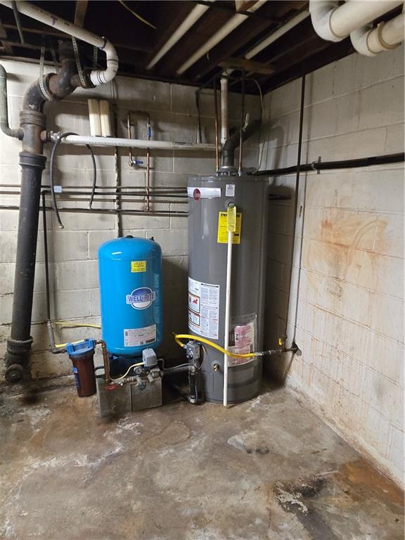 472 Portman Road Butler, PA 16002 - Photo 24 of 30 a view of storage and utility room