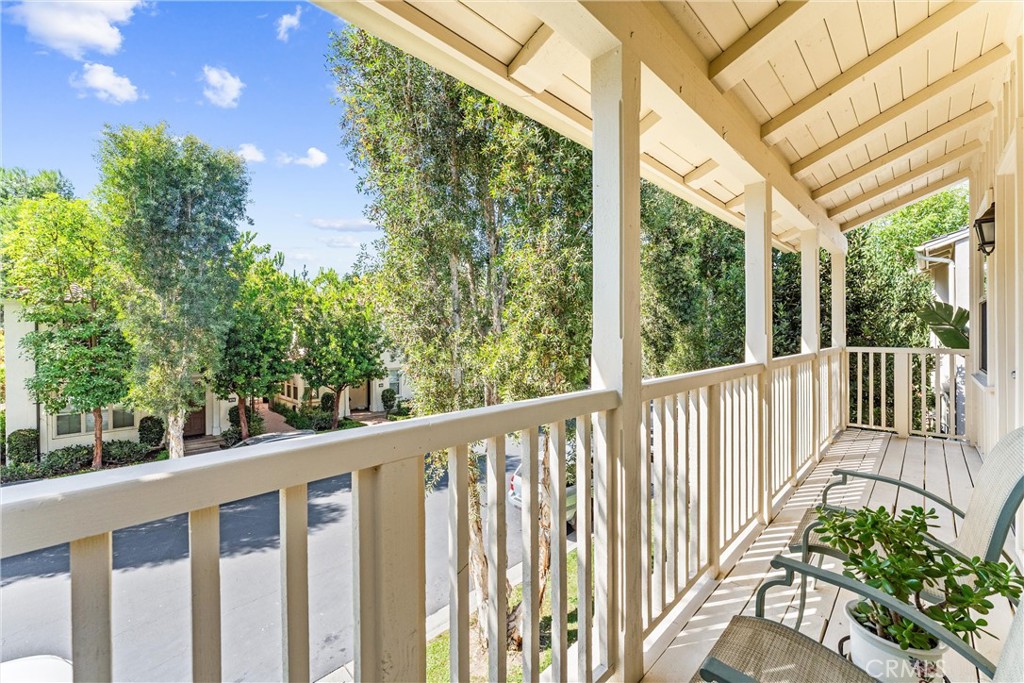 37 Peony Irvine, CA 92618 - Photo 33 of 56 a view of a wooden fence