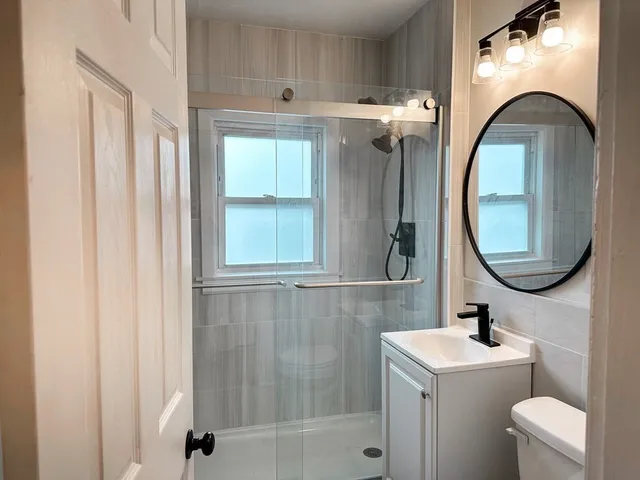 $1,950 | 48 Chubbuck Street, Unit 2L, Quincy, MA 02169