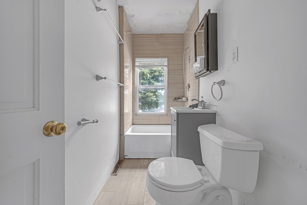 41 Kent Street, Unit 1 Quincy, MA 02169 - Photo 8 of 22