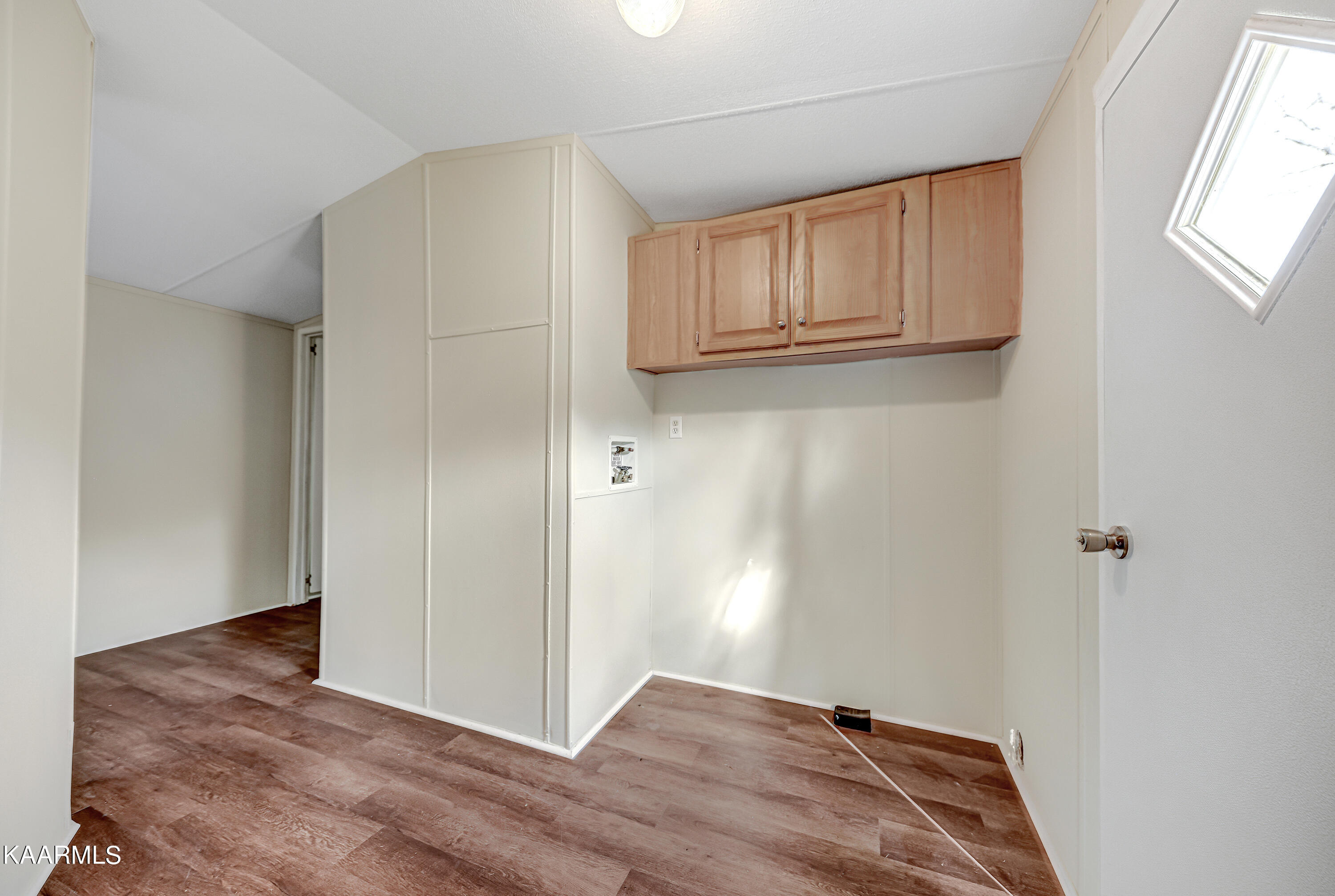 7200 Beelertown Road Powell, TN 37849 - Photo 17 of 18 Laundry