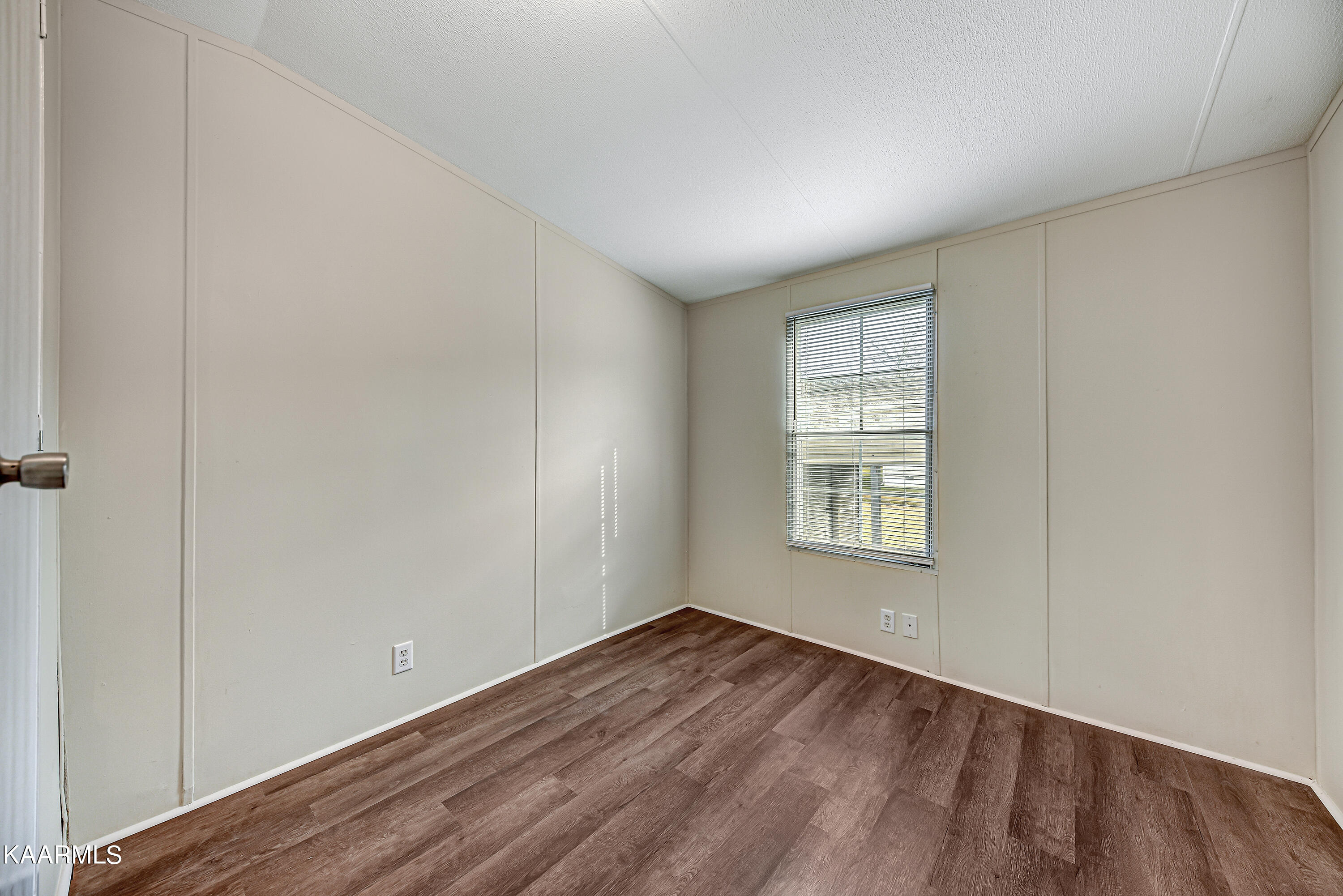 7200 Beelertown Road Powell, TN 37849 - Photo 8 of 18 Bedroom 3