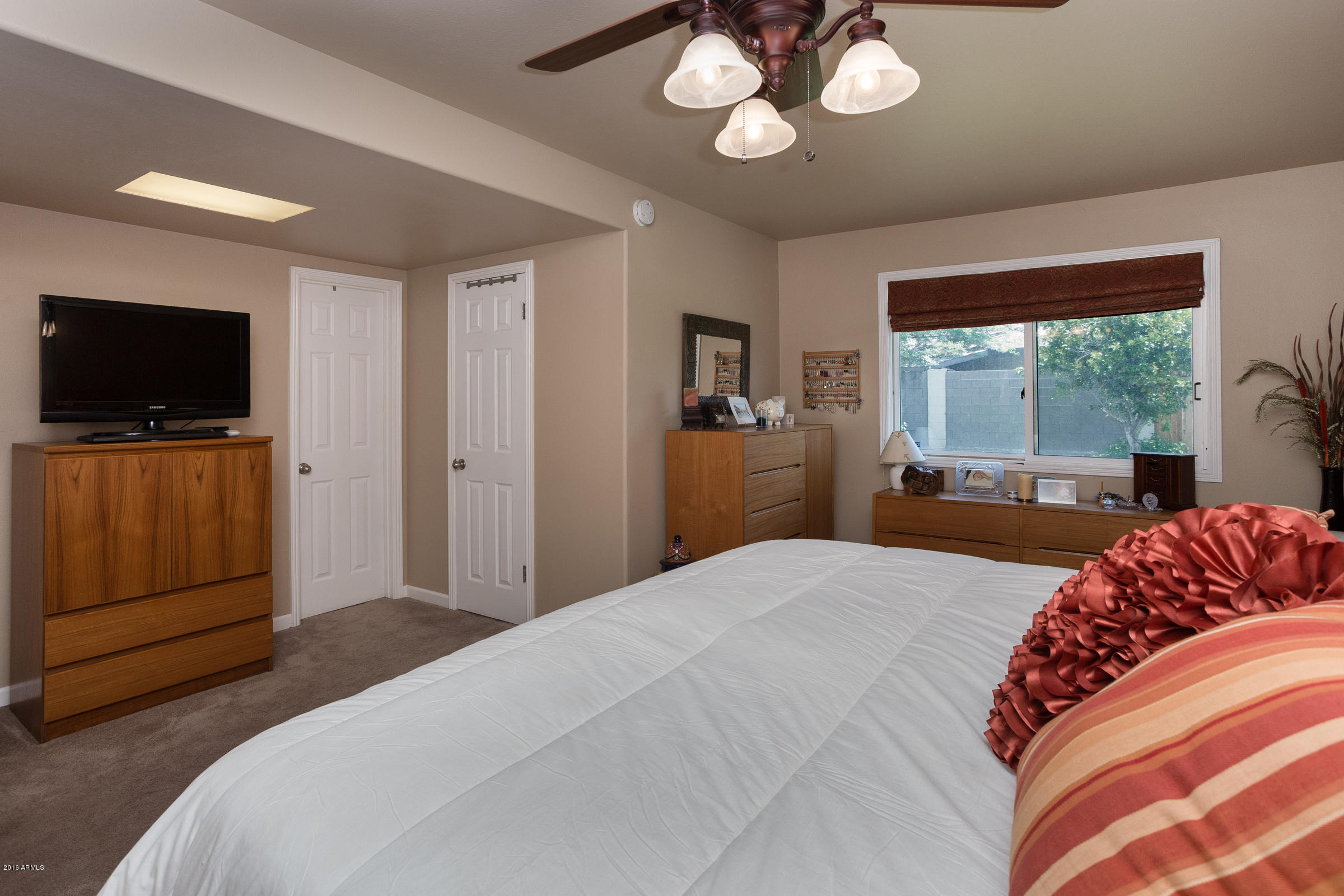 8501 North 7th Avenue Phoenix, AZ 85021 - Photo 13 of 15 8501_N_7th_Ave_13