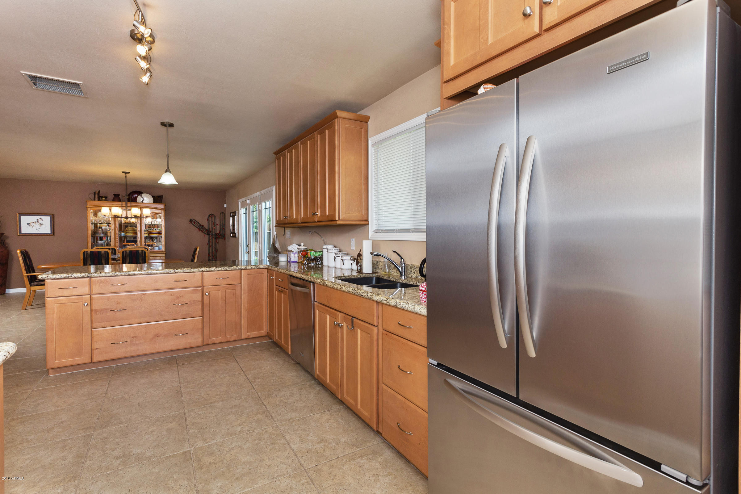 8501 North 7th Avenue Phoenix, AZ 85021 - Photo 9 of 15 8501_N_7th_Ave_09