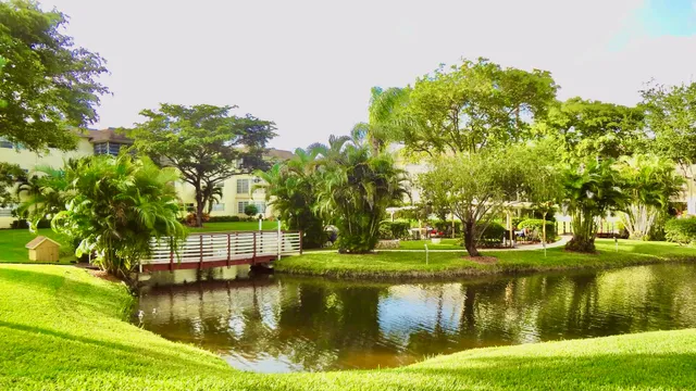 $165,000 | 5121 West Oakland Park Boulevard, Unit 311, Lauderdale Lakes, FL 33313