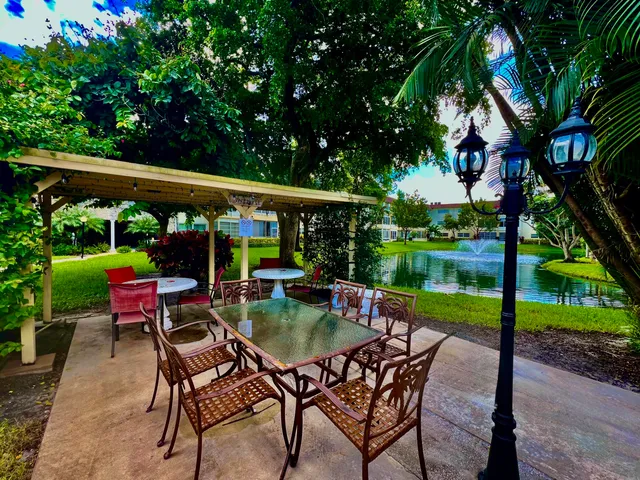 $165,000 | 5121 West Oakland Park Boulevard, Unit 311, Lauderdale Lakes, FL 33313