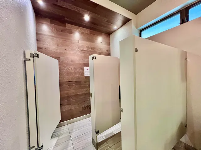 $165,000 | 5121 West Oakland Park Boulevard, Unit 311, Lauderdale Lakes, FL 33313