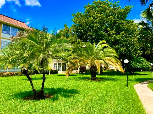 $165,000 | 5121 West Oakland Park Boulevard, Unit 311, Lauderdale Lakes, FL 33313