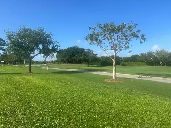 $10,000 | 11743 North Lake Drive, Boynton Beach, FL 33436