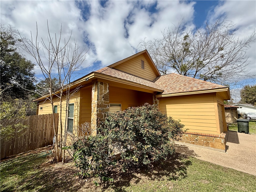 2312 Truman Street Bryan, TX 77801 - Photo 2 of 8