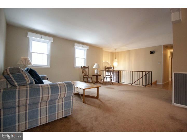 165 Plowshare Road Norristown, PA 19403 - Photo 2 of 24 Living Room