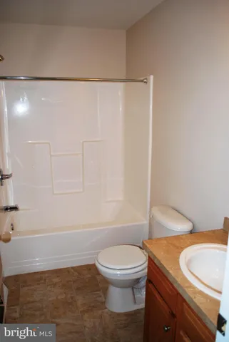 $2,475 | 306 Oakwood Avenue, Glassboro, NJ 08028