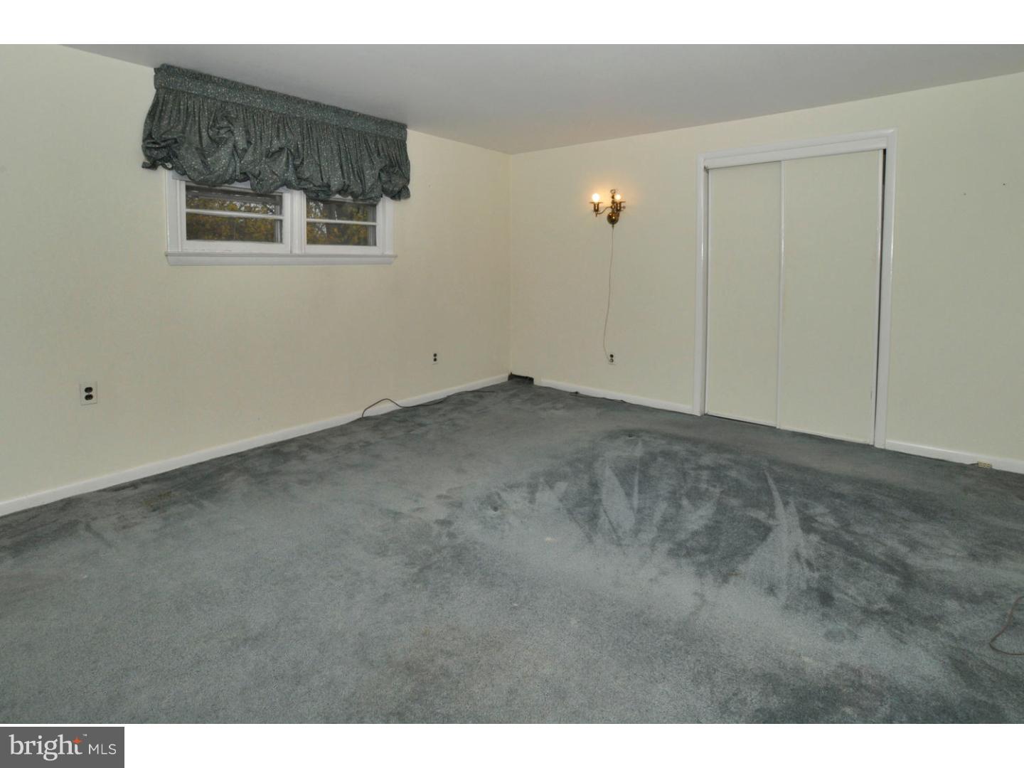 308 Garth Road Oreland, PA 19075 - Photo 8 of 21 Bedroom - Main