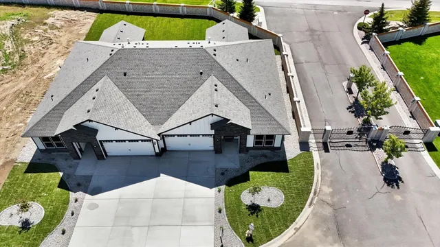 $506,850 | 29 North Country Club Drive, Unit 29, Deer Park, WA 99006