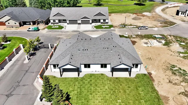 $506,850 | 29 North Country Club Drive, Unit 29, Deer Park, WA 99006