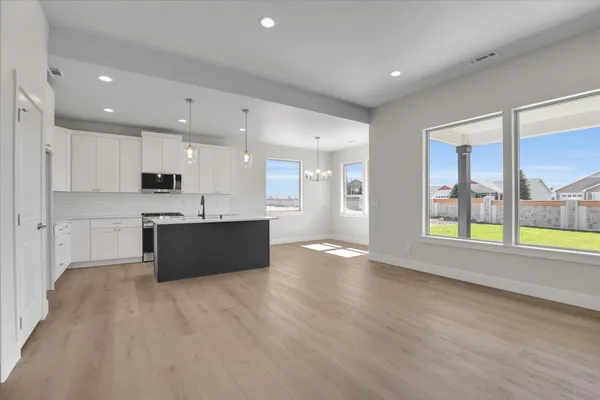 $506,850 | 29 North Country Club Drive, Unit 29, Deer Park, WA 99006