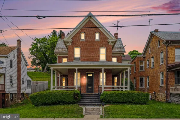 $266,990 | 23 West George Street, Yoe, PA 17313
