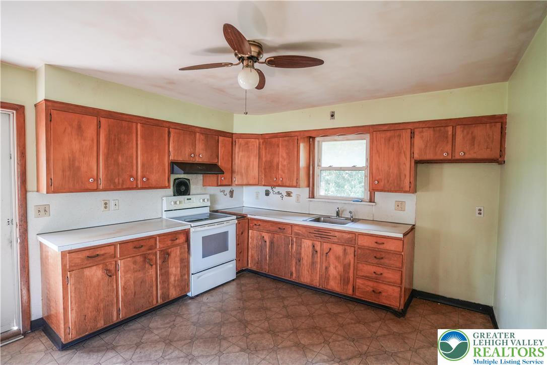 10065 Interchange Road Lehighton, PA 18235 - Photo 16 of 32 Gallery Image 16