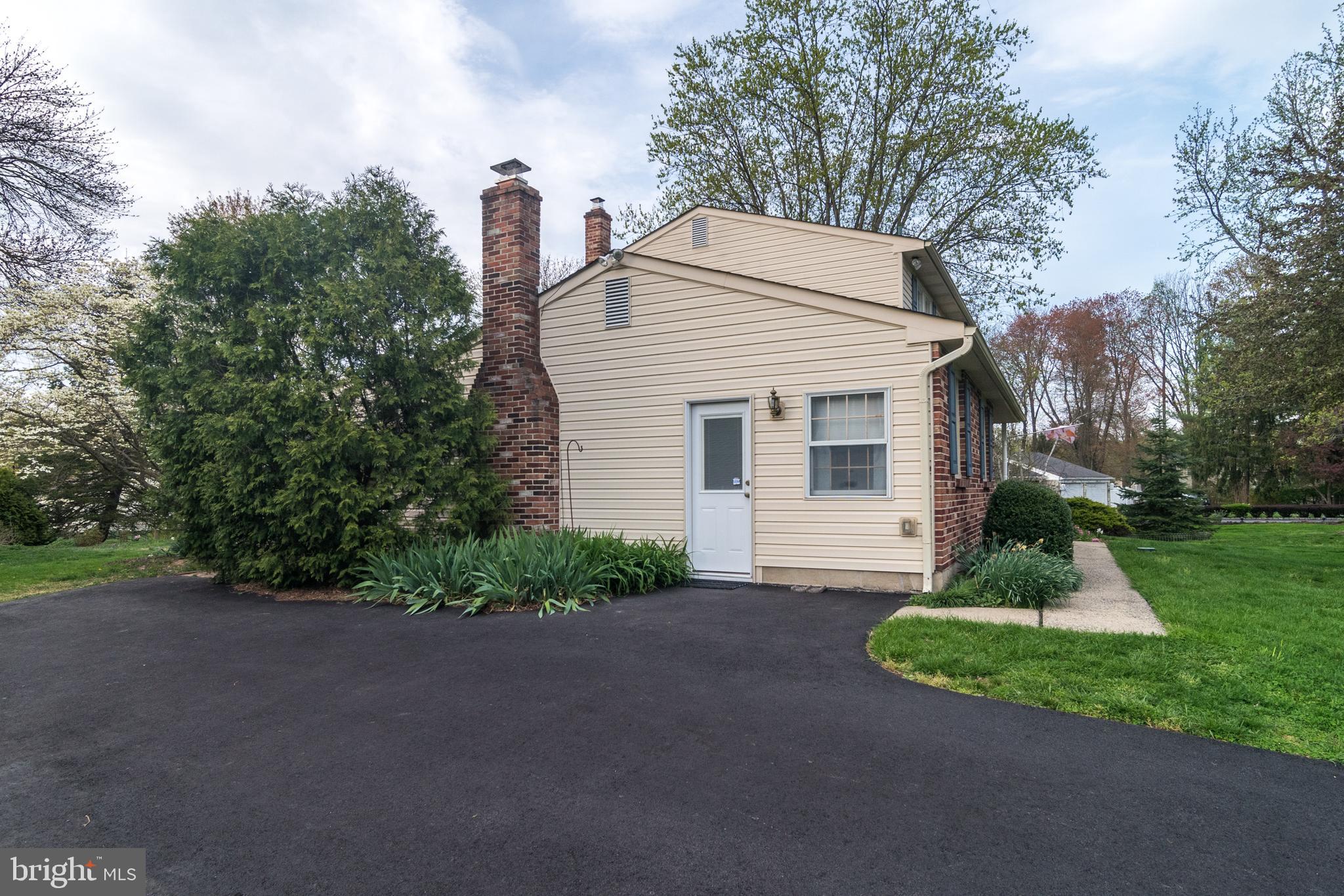 1719 Windsor Road Blue Bell, PA 19422 - Photo 50 of 57