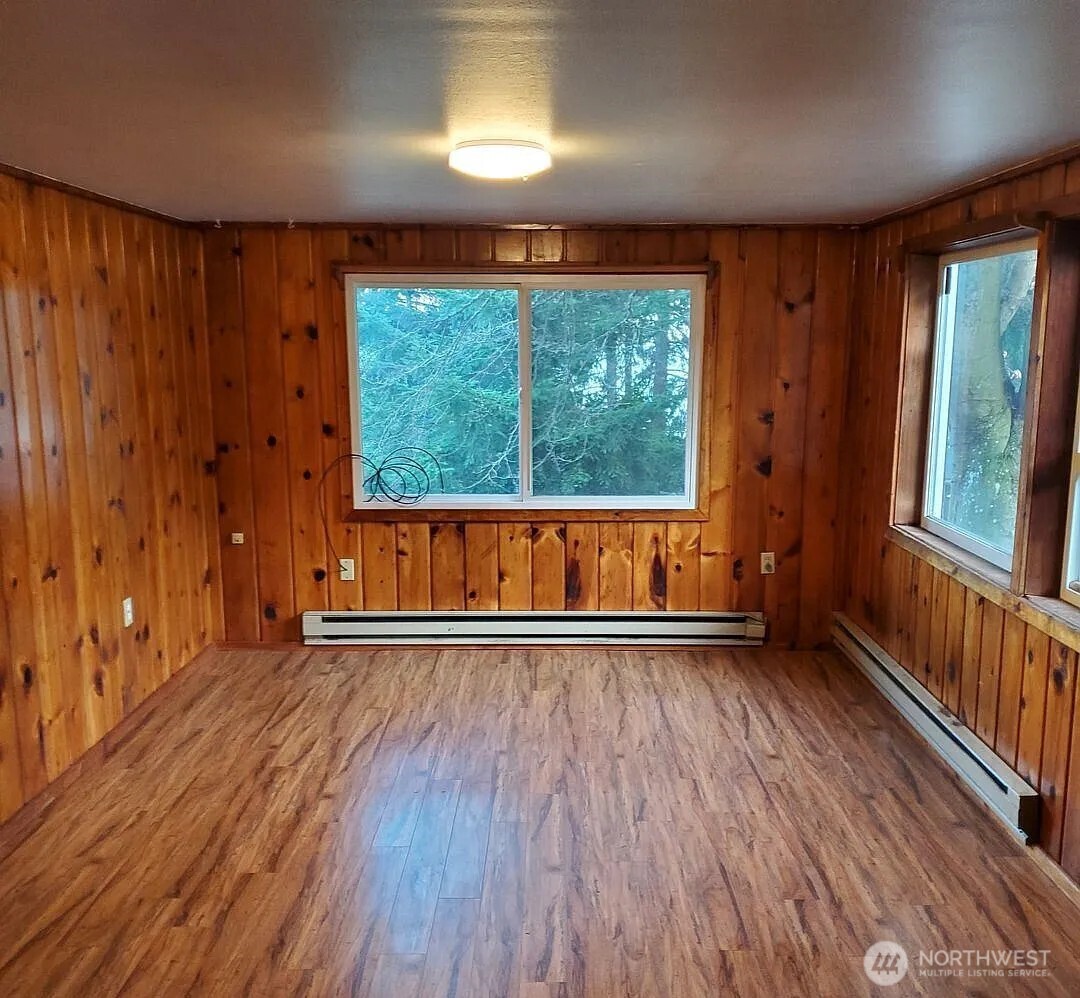 21504 Tramp Harbor Road Southwest, Unit B Vashon, WA 98070 - Photo 5 of 8