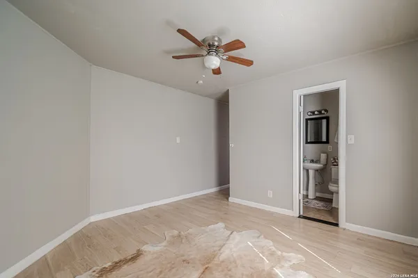 $650 | 2323 Arbor Place, Unit 1, San Antonio, TX 78207