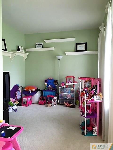 49 Wendover Road East Windsor, NJ 08520 - Photo 3 of 25 Gallery Image 3