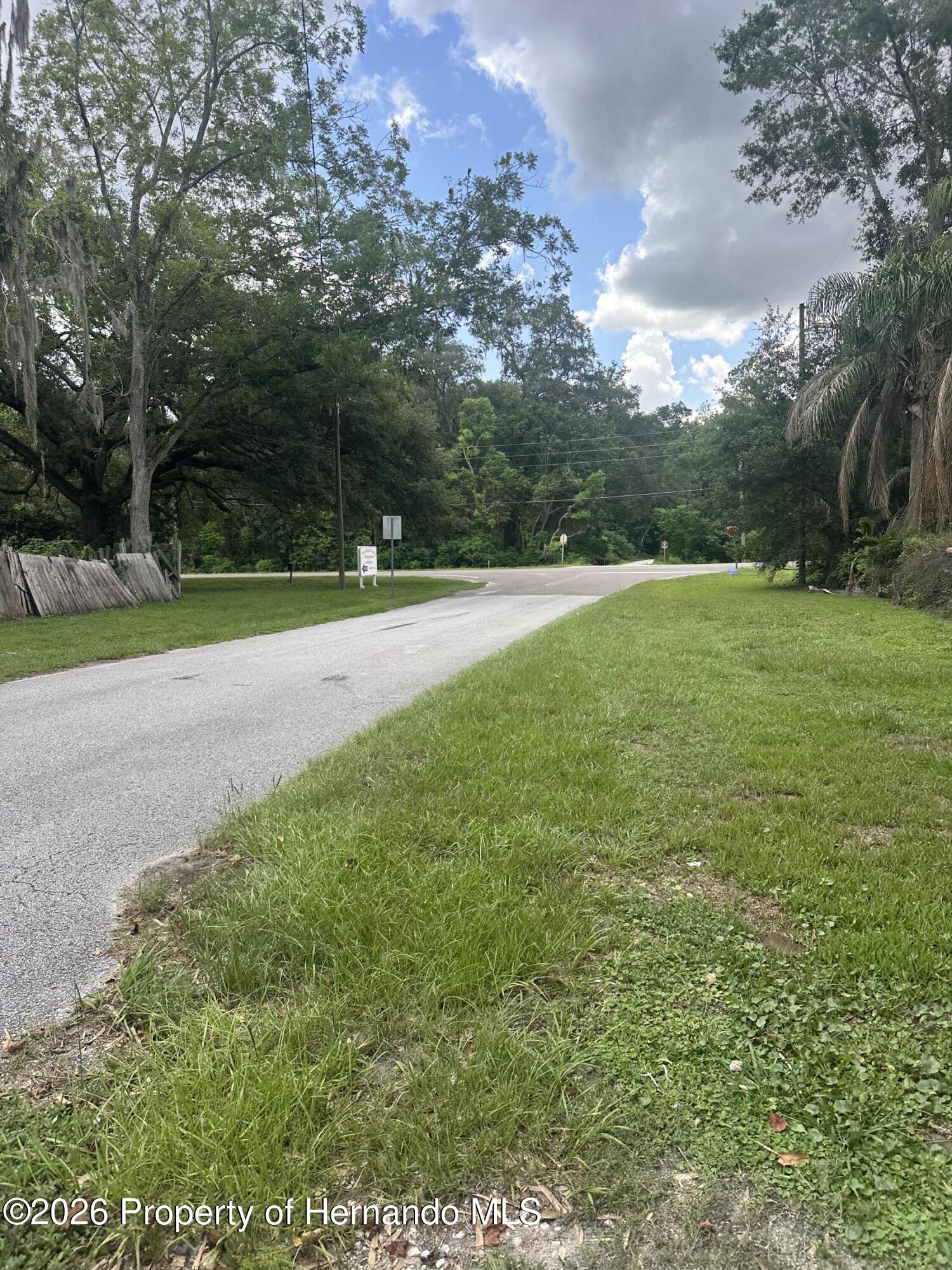 237 Broad Street Brooksville, FL 34604 - Photo 18 of 21