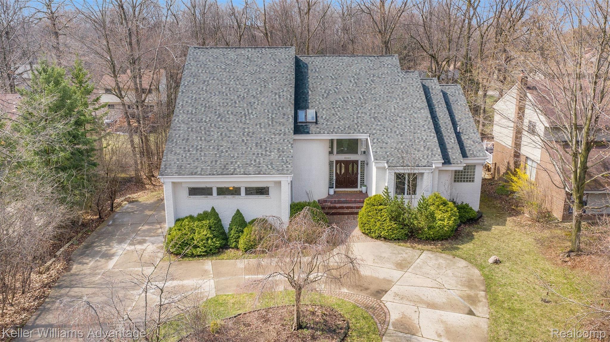 6940 Drake Road West Bloomfield, MI 48322 - Photo 1 of 59 6940 Drake Rd